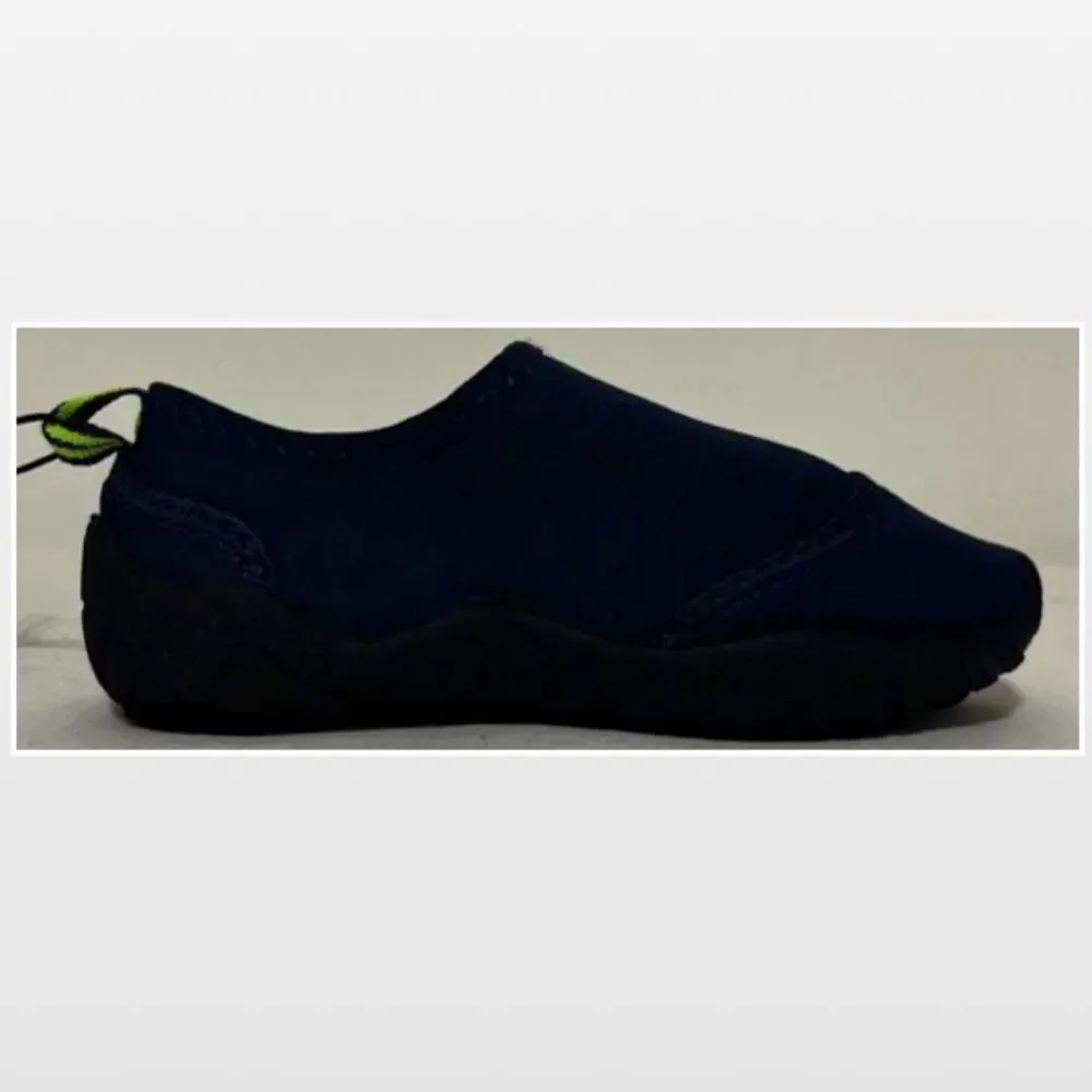 New Water Shoes Kid Boys Size 7 Blue & Green